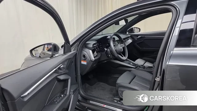 Audi A3 (8Y) 2024 Серый из Кореи, фото 3