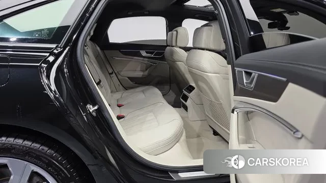 Audi A6 (C8) 2025 Черный из Кореи, фото 3