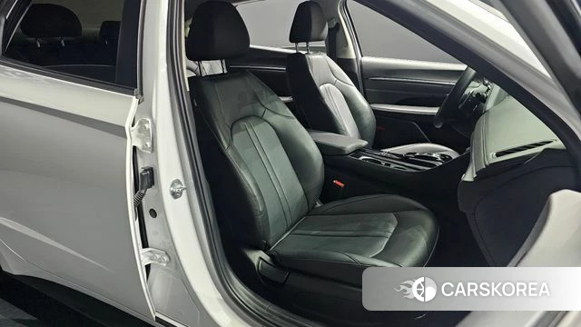 Hyundai Sonata (DN8) 2022 Белый из Кореи, фото 3