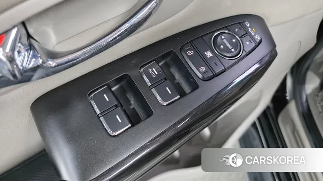 Kia All New Carnival 2018 Черный из Кореи, фото 3