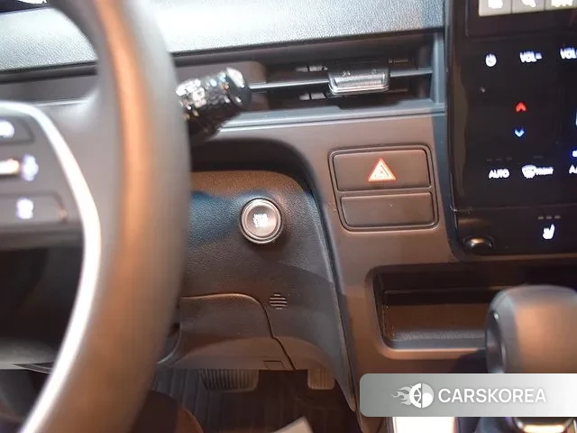 Hyundai Staria 2025 Белый из Кореи, фото 3