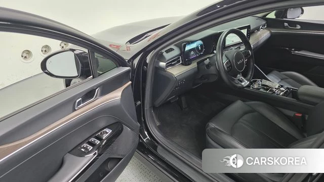 Kia K5 Hybrid 3rd Generation 2023 Черный из Кореи, фото 3