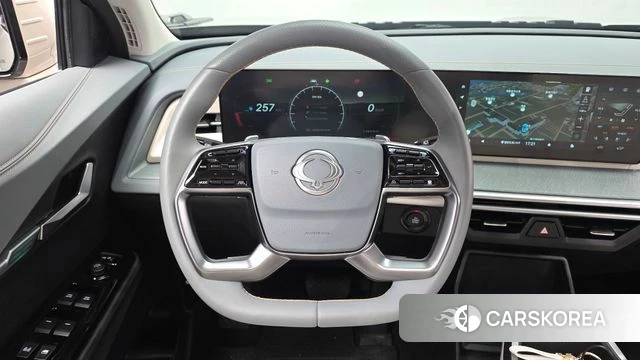 Ssangyong Torres EVX 2024 Коричневый из Кореи, фото 3