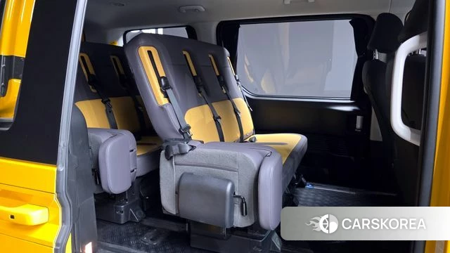 Hyundai Staria 2024 Желтый из Кореи, фото 3