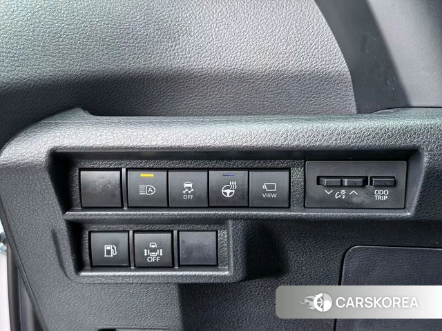 Toyota Saina 2023 Белый из Китая, фото 3