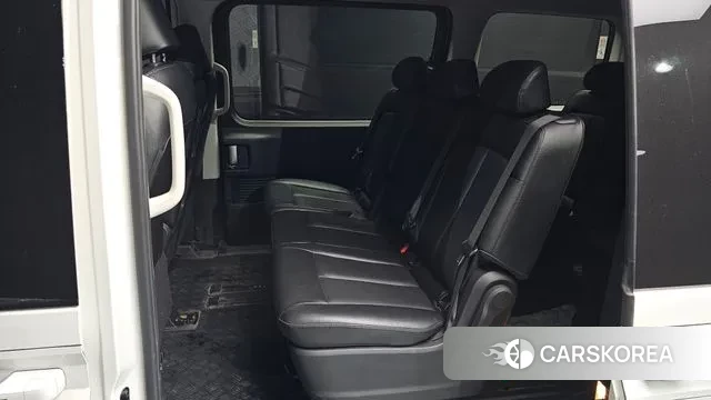 Hyundai Staria 2021 Белый из Кореи, фото 3