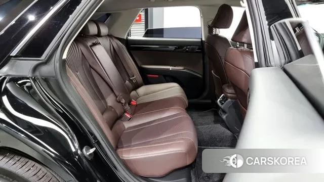 Hyundai Grandeur Hybrid (GN7) 2023 Черный из Кореи, фото 3