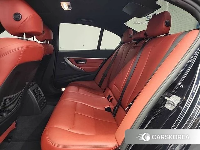 BMW 3 Series (F30) 2018 Черный из Кореи, фото 3