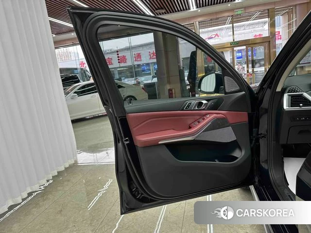 BMW X5 2024 Черный из Китая, фото 3