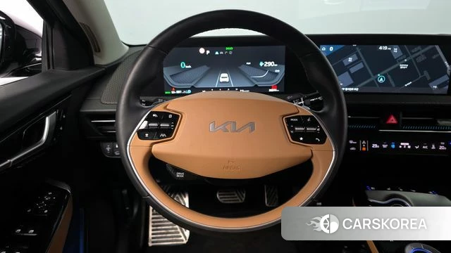 Kia EV6 2023 Черный из Кореи, фото 3