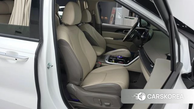 Kia Carnival 4th generation 2023 Белый из Кореи, фото 3