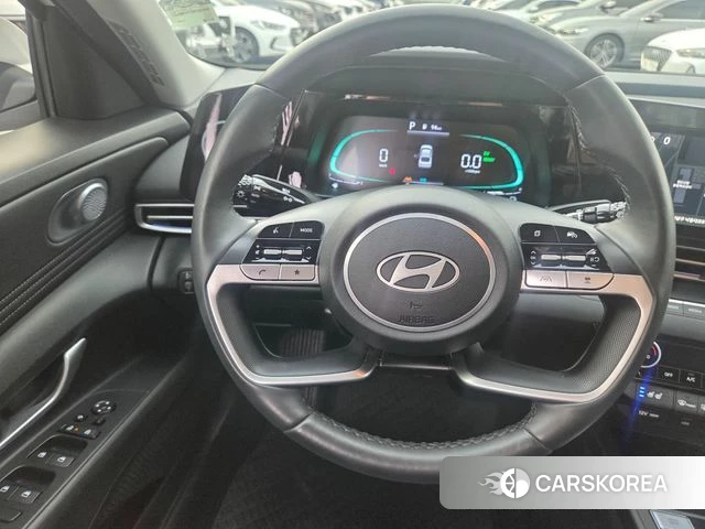 Hyundai The New Avante Hybrid (CN7) 2024 Белый из Кореи, фото 3