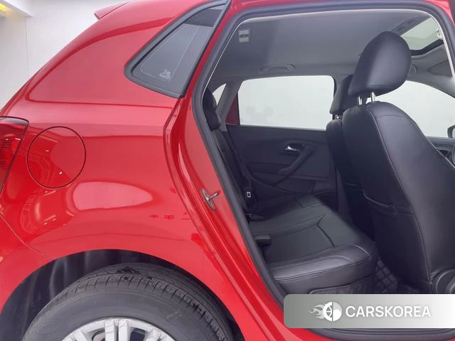Volkswagen Polo 2018 Красный из Китая, фото 3