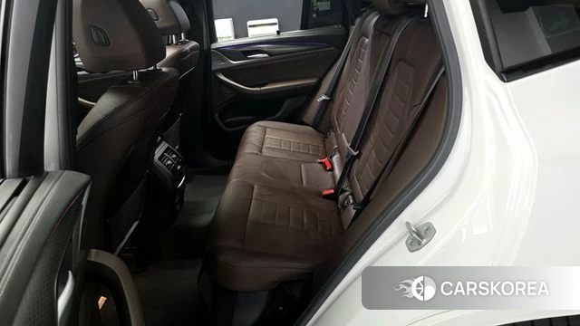 BMW X3 (G01) 2024 Белый из Кореи, фото 3