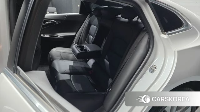 Chevrolet (GM Daewoo) All New Malibu 2018 Белый из Кореи, фото 3