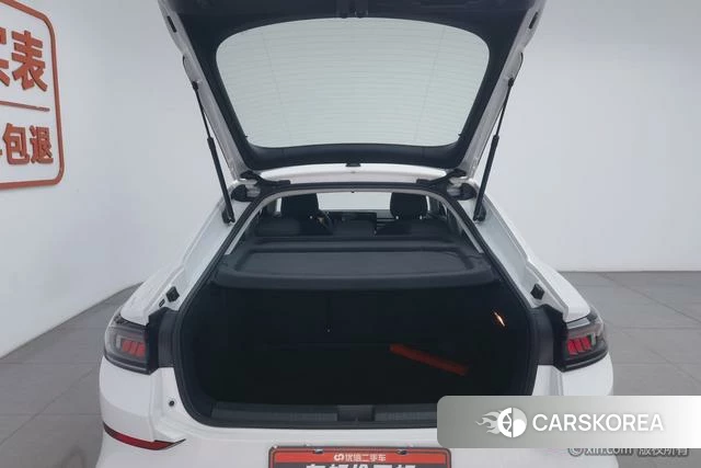 Volkswagen Lingdu 2026 Белый из Китая, фото 3