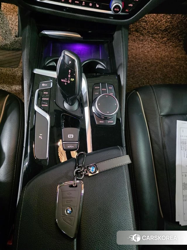 BMW 5 Series (G30) 2018 Черный из Кореи, фото 3