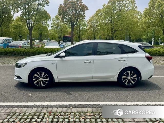 Buick Yuelang 2018 Белый из Китая, фото 3