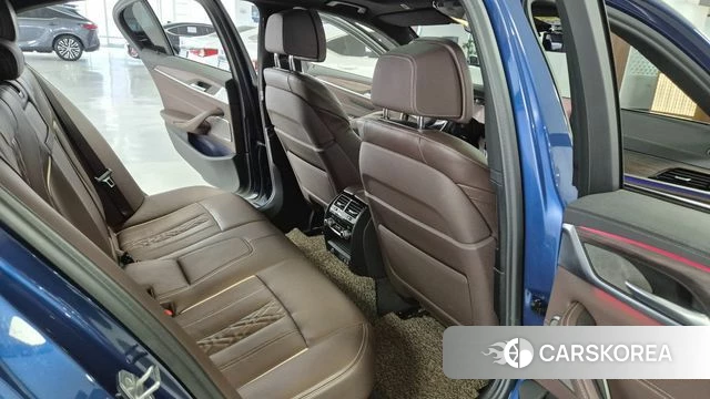 BMW 5 Series (G30) 2020 Синий из Кореи, фото 3