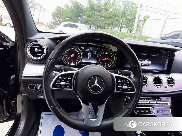 Mercedes-Benz E-Class W213 2019 Черный из Кореи, фото 3