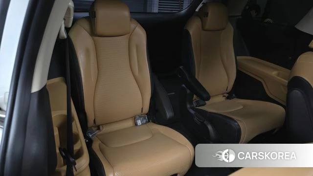 Kia Carnival 4th generation 2021 Белый из Кореи, фото 3