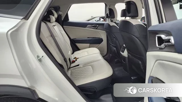 Kia Sportage 5th Generation 2021 Белый из Кореи, фото 3