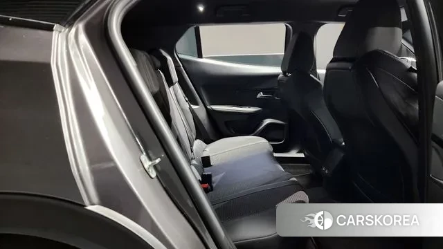 Peugeot 2008 Second generation 2022 Серый из Кореи, фото 3