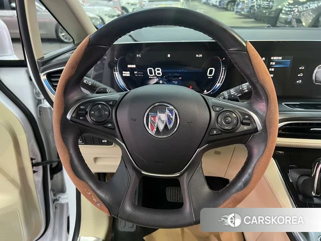 Buick GL8 2023 Белый из Китая, фото 3