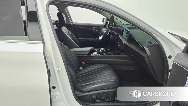 Kia K8 2021 Белый из Кореи, фото 3