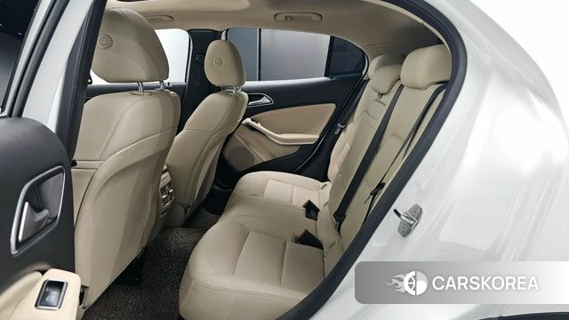 Mercedes-Benz GLA-Class X156 2019 Белый из Кореи, фото 3