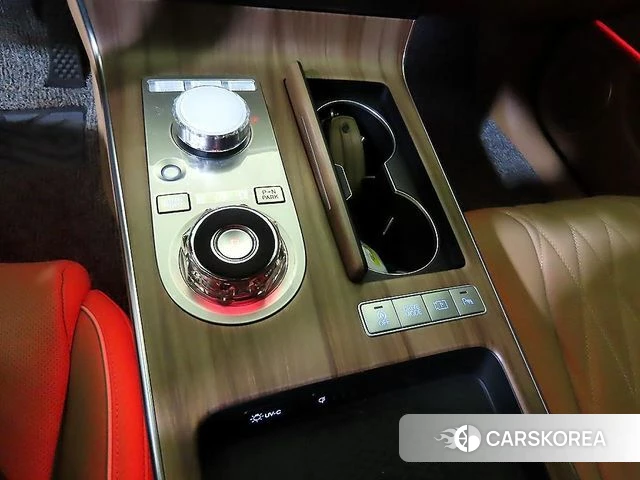 Genesis G80 (RG3) 2025 Черный из Кореи, фото 3