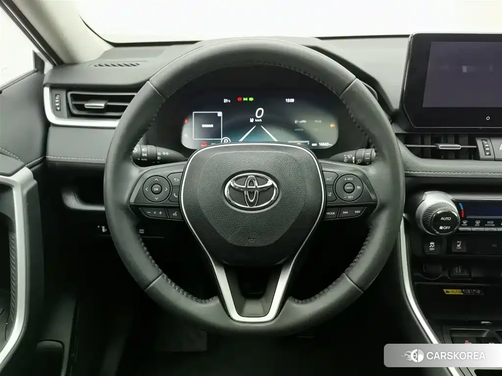 Toyota RAV4 2023 Белый из Китая, фото 3