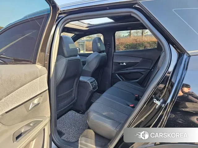 Peugeot 3008 second generation 2021 Черный из Кореи, фото 3