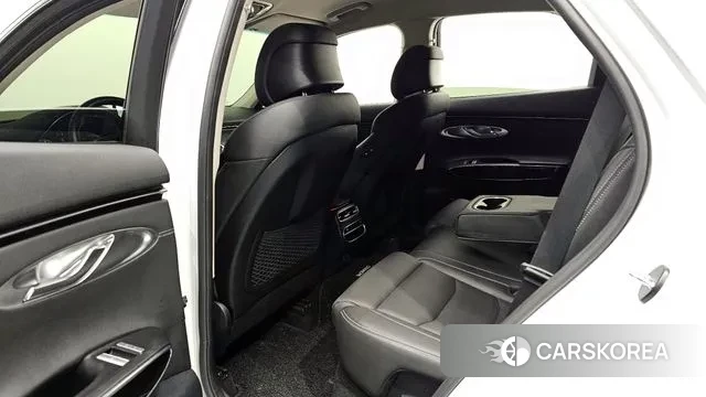 Genesis GV70 2024 Белый из Кореи, фото 3