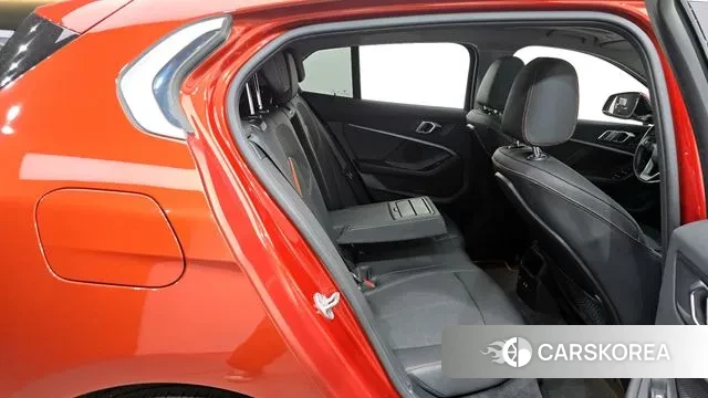 BMW 1 Series (F40) 2021 Красный из Кореи, фото 3