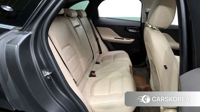Jaguar F-PACE 2019 Черный из Кореи, фото 3