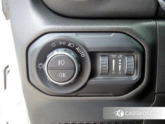 Jeep Wrangler (JL) 2021 Белый из Кореи, фото 3