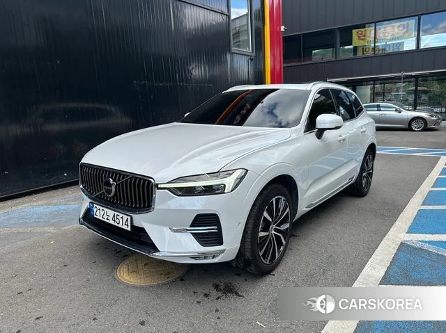 Volvo XC60 second Generation 2023 Белый из Кореи, фото 3