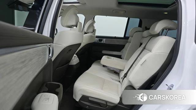 Hyundai Santa Fe (MX5) 2024 Белый из Кореи, фото 3
