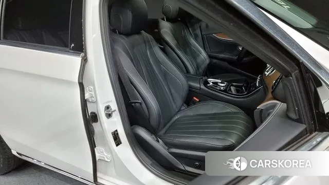 Mercedes-Benz E-Class W213 2020 Белый из Кореи, фото 3