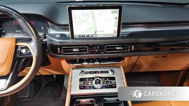 Lincoln Aviator 2nd generation 2022 Черный из Кореи, фото 3