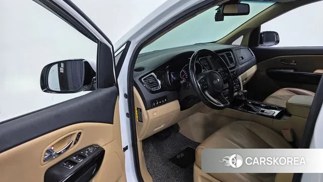 Kia The New Carnival 2019 Белый из Кореи, фото 3