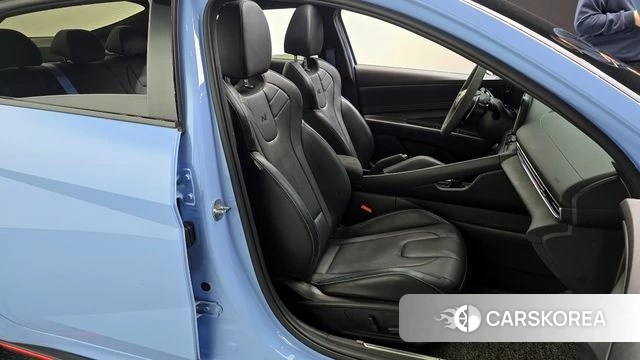 Hyundai Avante (CN7) 2022 Небесно-голубой из Кореи, фото 3