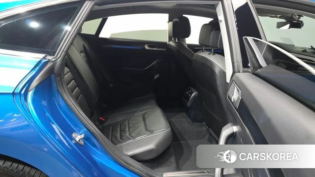Volkswagen Arteon 2023 Синий из Кореи, фото 3