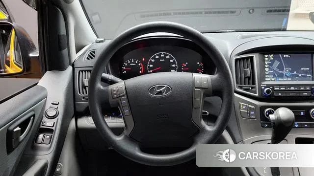 Hyundai The New Grand Starex 2018 Желтый из Кореи, фото 3