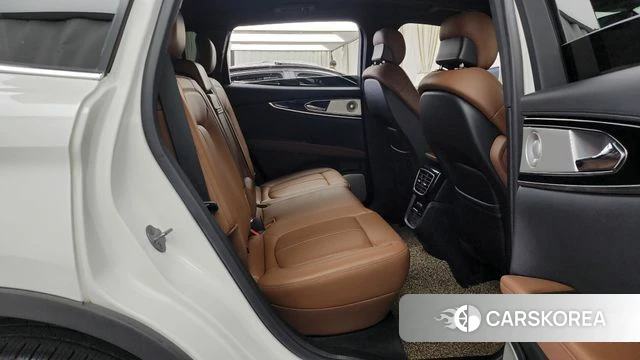 Lincoln Nautilus First generation 2022 Белый из Кореи, фото 3