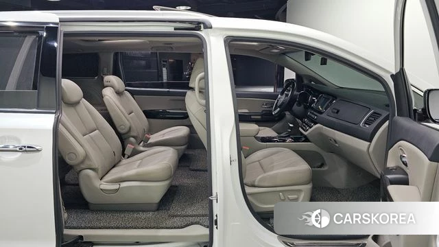 Kia The New Carnival 2018 Белый из Кореи, фото 3