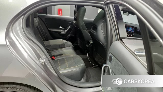 Mercedes-Benz A-Class W177 2024 Серый из Кореи, фото 3