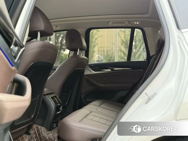 BMW X3 2021 Белый из Китая, фото 3