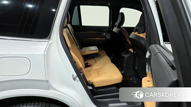 Volvo XC90 second Generation 2024 Белый из Кореи, фото 3